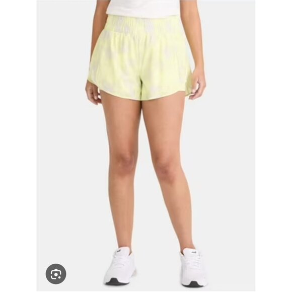 NWT Avia Yellow Women's Running Shorts with Bike Liner Size XL 16-18 - Picture 2 of 8